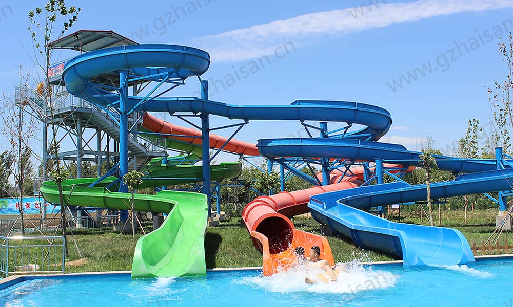河北保定海森水上大世界螺旋滑梯 河北保定海森水上大世界螺旋滑梯