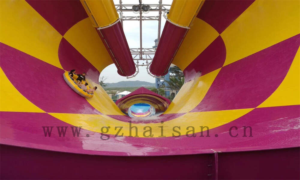 水上游乐设备游玩提醒注意事项