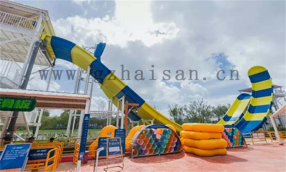 水上游乐设施应该怎么选择供应商?